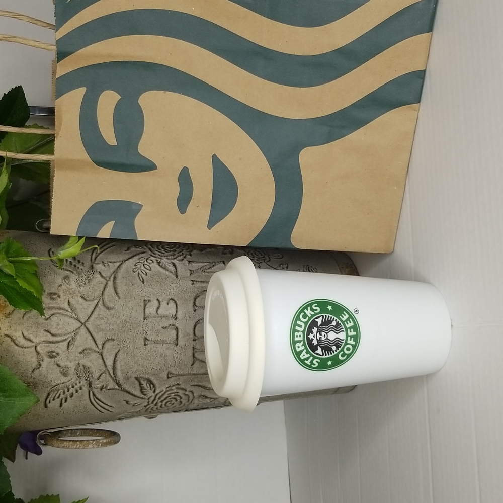 STARBUCKS CERAMIC HOT CUP WITH SILICONE LID